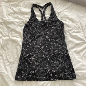 Lululemon cool racer back tank top nulu size 6